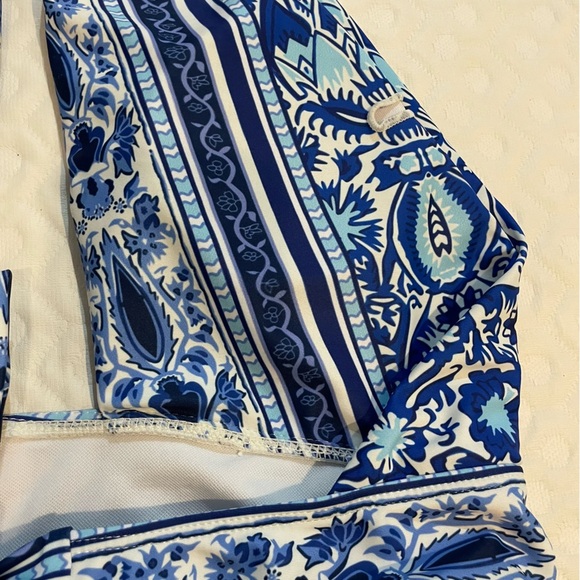 Blue Patterned Bikini Set Tie Top and Bottom Medium Aztec Beach Pool Summer - Picture 8 of 8